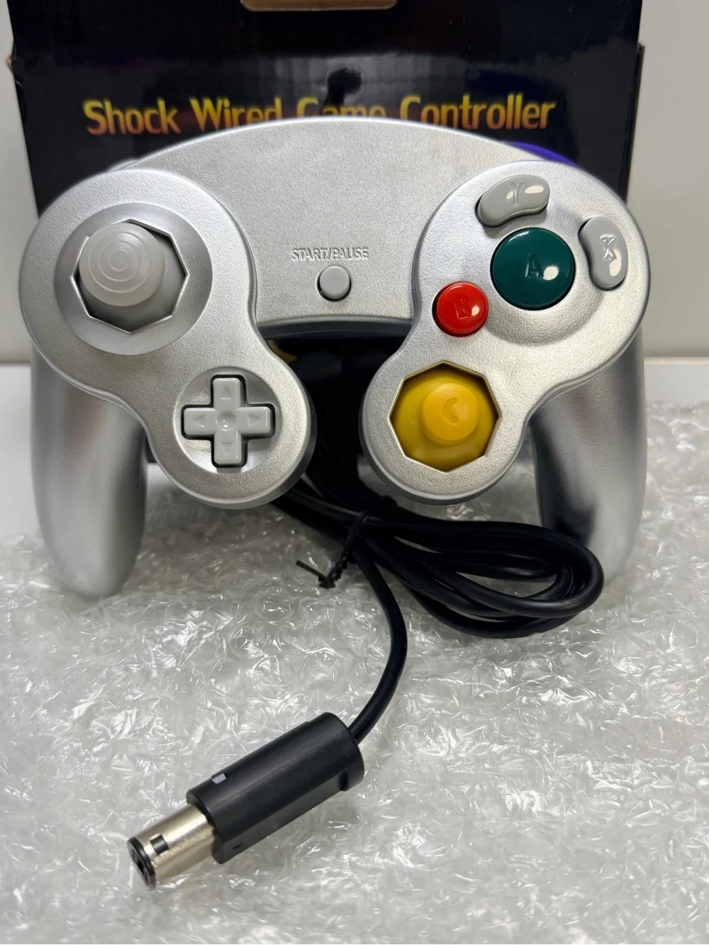 Black Wired Game Controller for Nintendo GameCube & Wii - Compatible Third-Party
